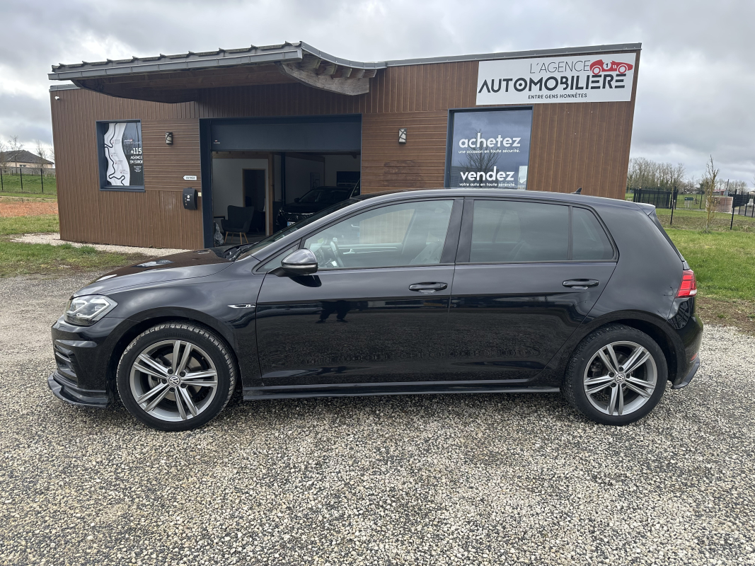 Volkswagen Golf — 2