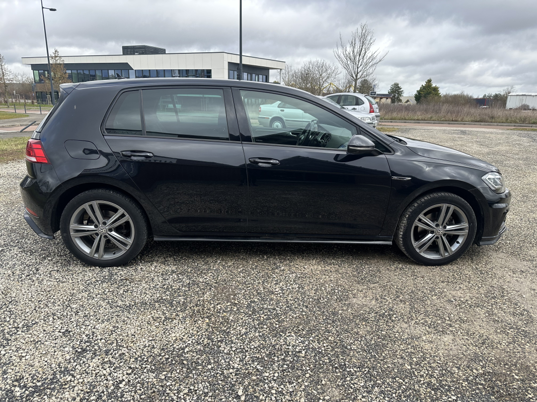 Volkswagen Golf — 6