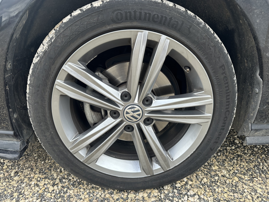 Volkswagen Golf — 18