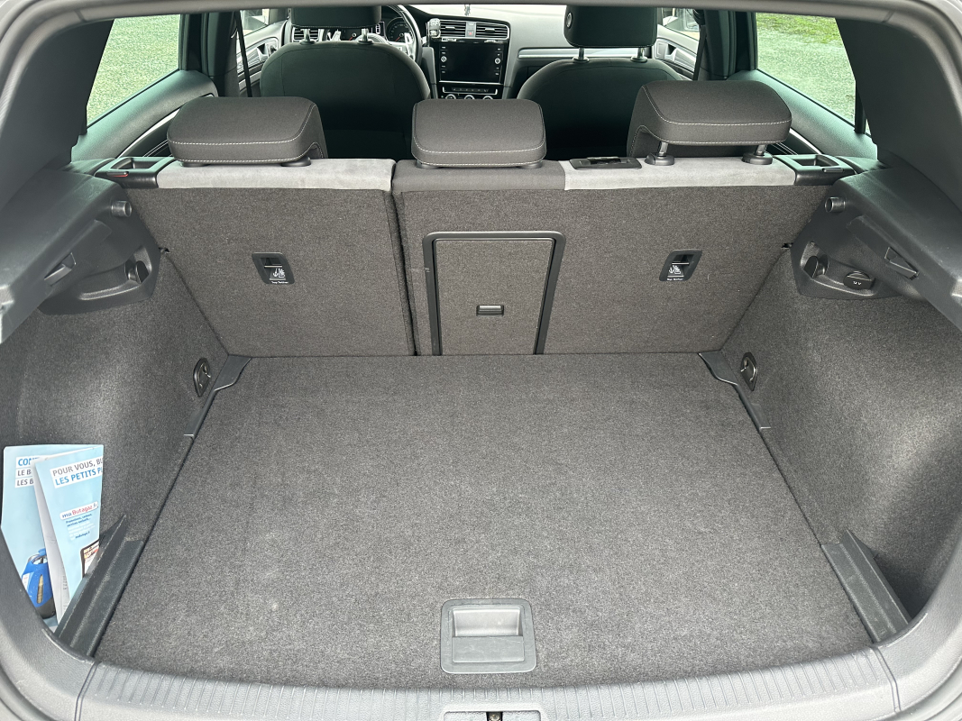 Volkswagen Golf — 15