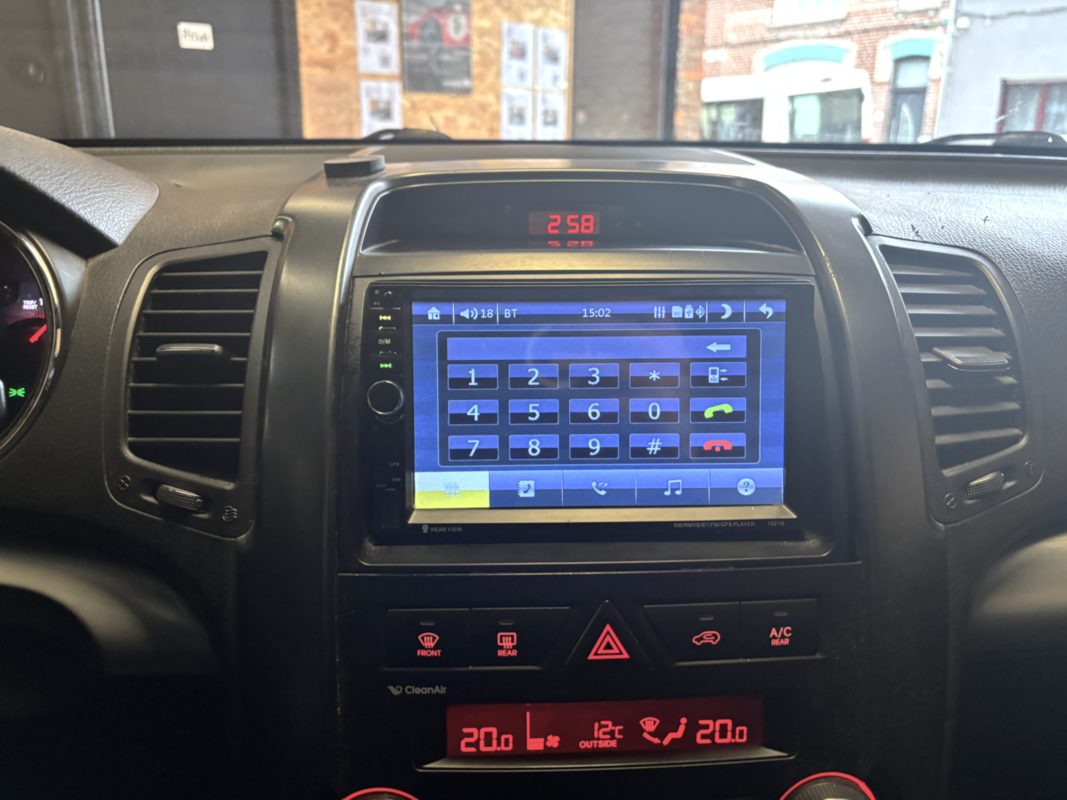 Kia Sorento — 20