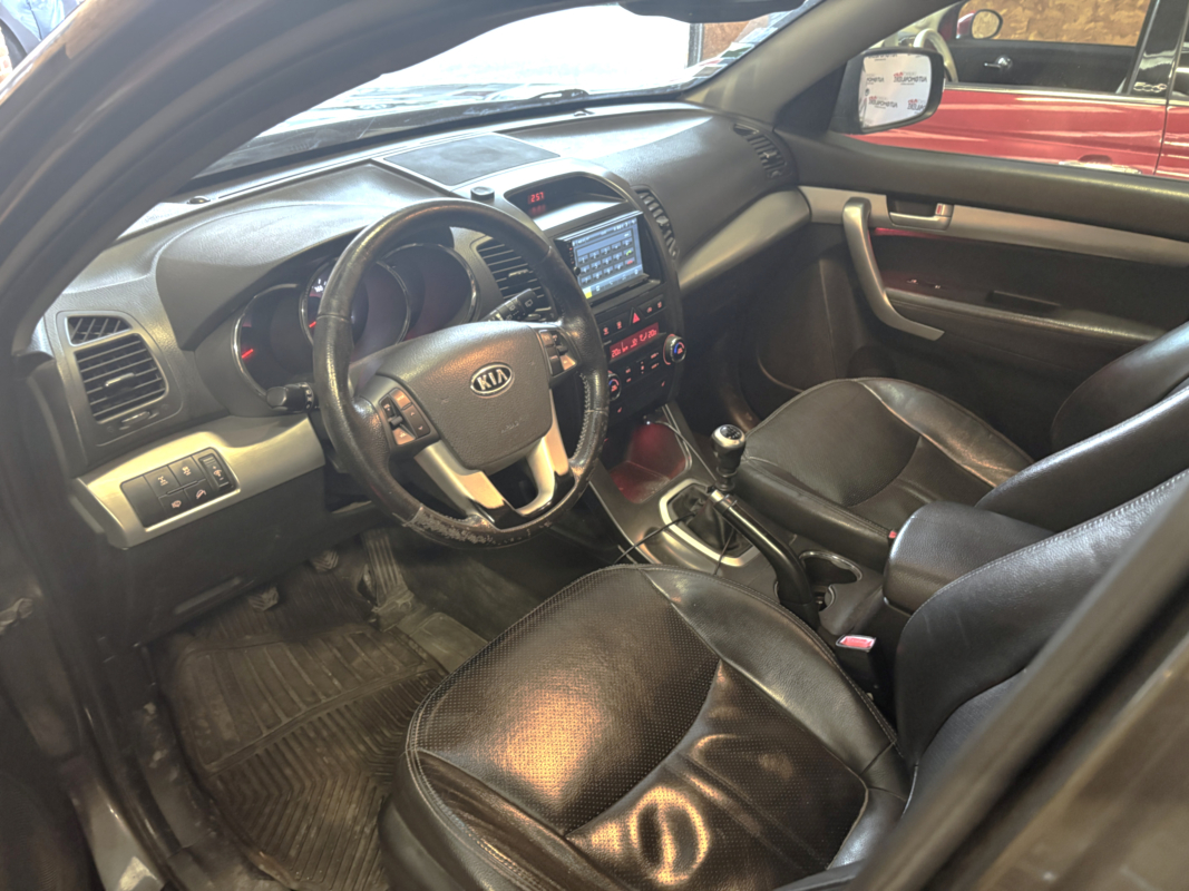 Kia Sorento — 7