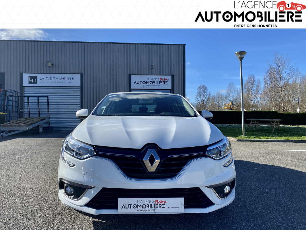 Renault Megane — 7