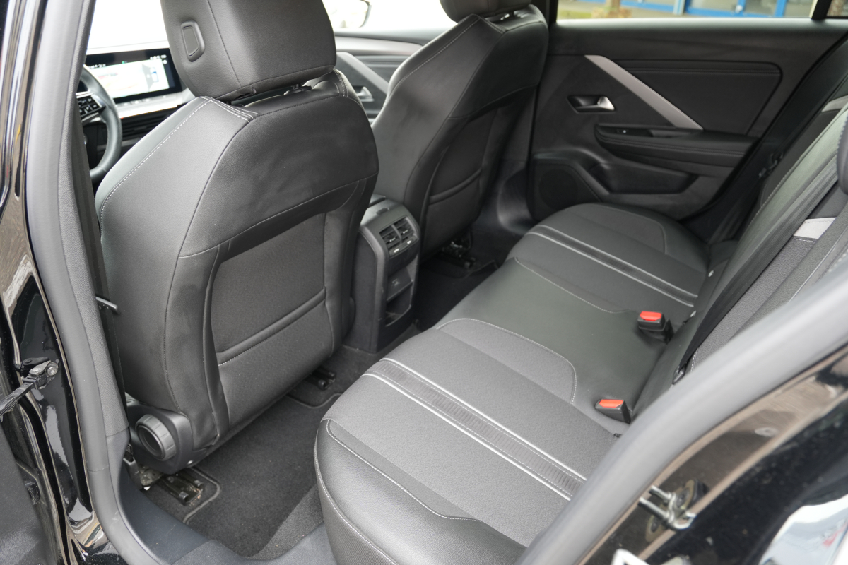 Opel Astra — 39