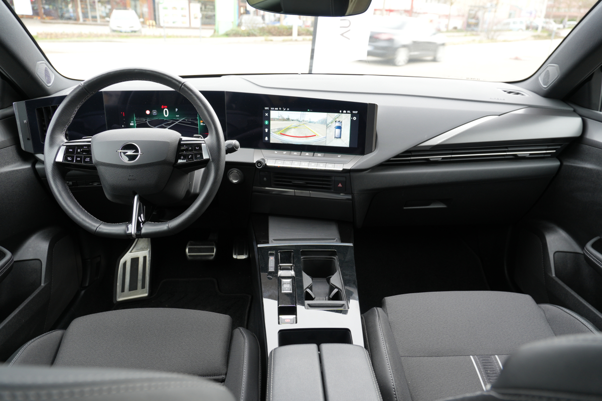 Opel Astra — 10