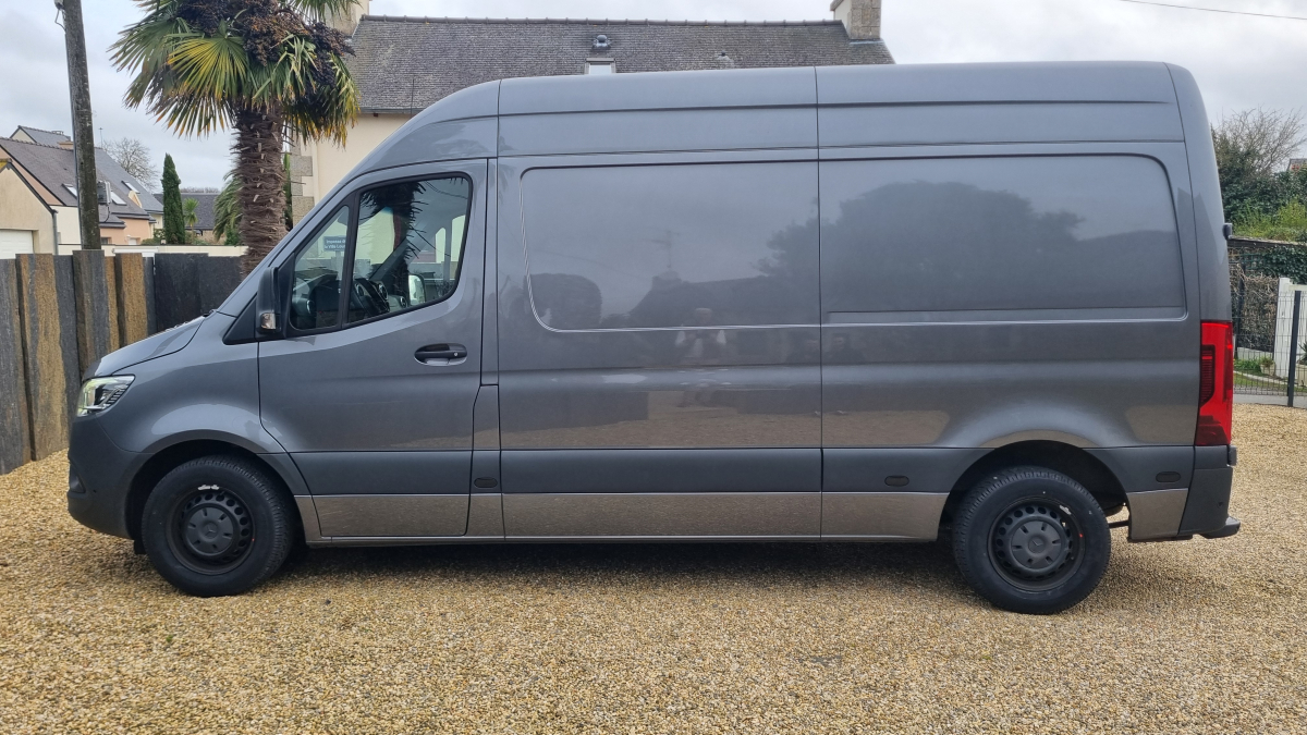 Mercedes Sprinter — 8