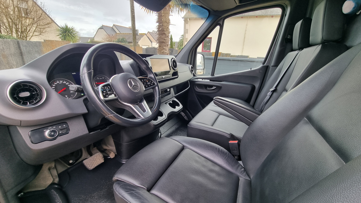 Mercedes Sprinter — 9