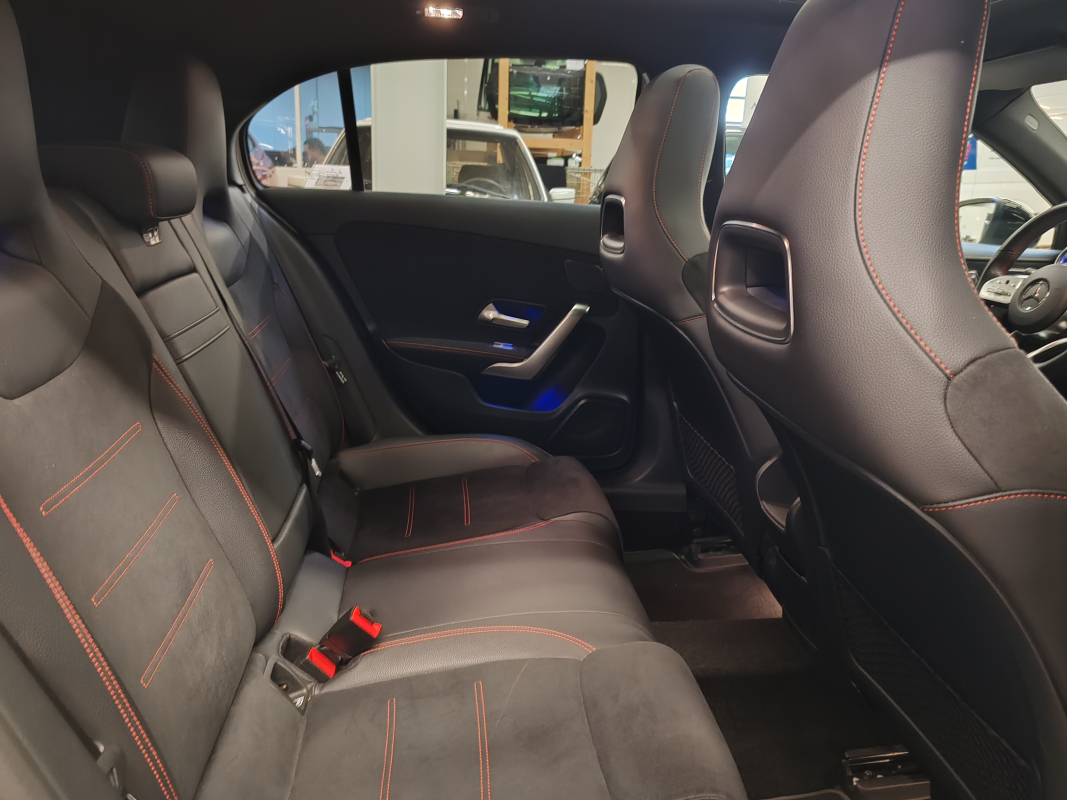 Mercedes Classe A — 17