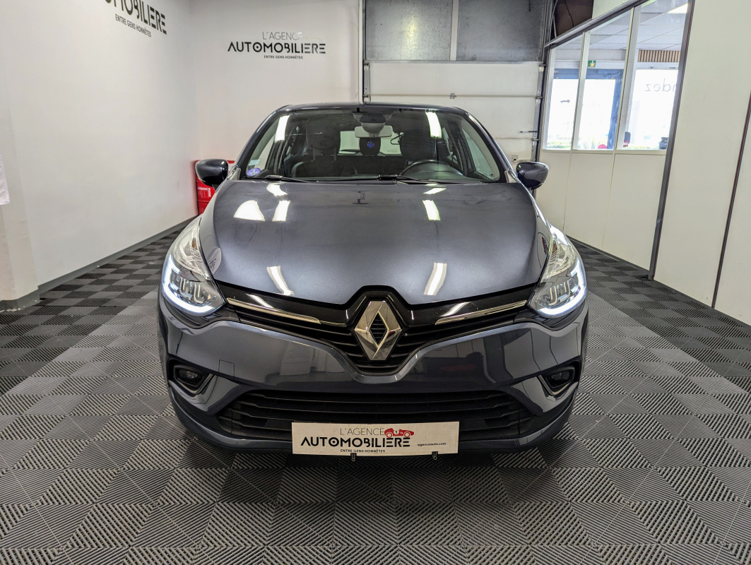 Renault Clio — 2