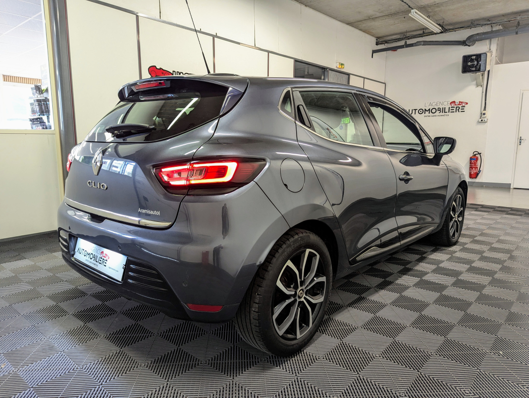 Renault Clio — 4