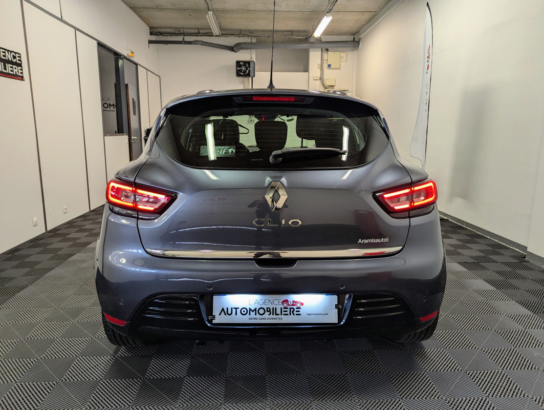 Renault Clio — 5
