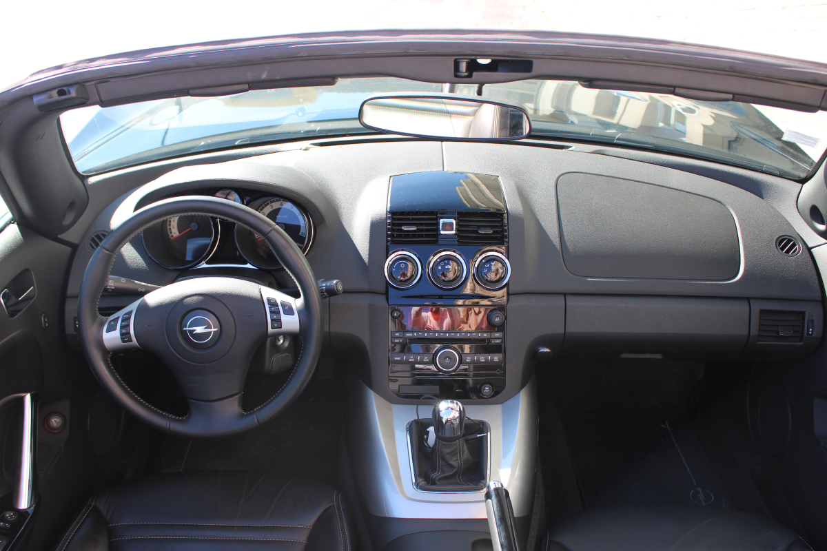 Opel GT — 10