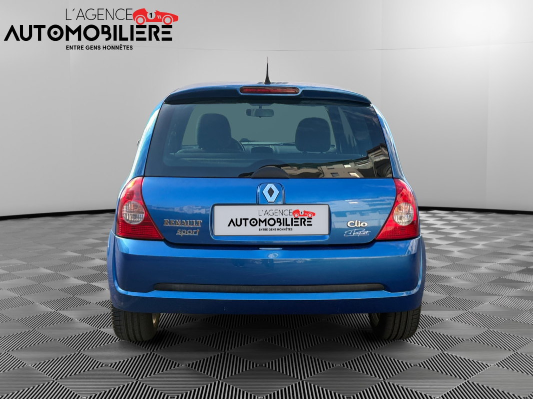 Renault Clio — 4