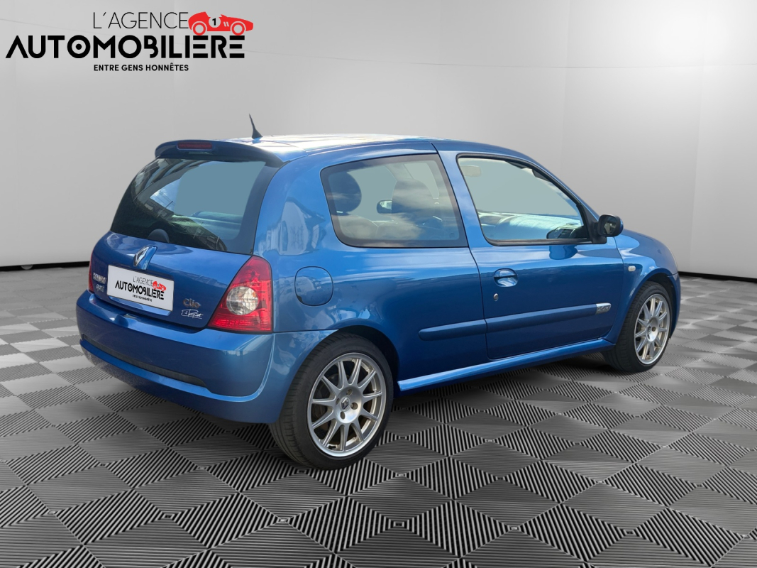 Renault Clio — 5