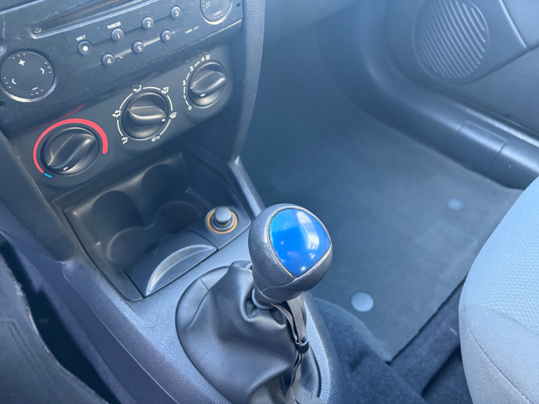 Renault Clio — 14