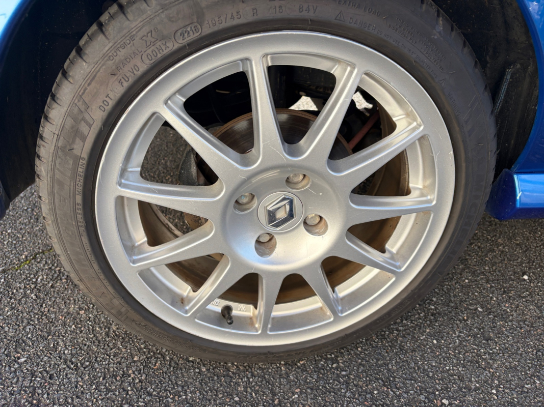Renault Clio — 22