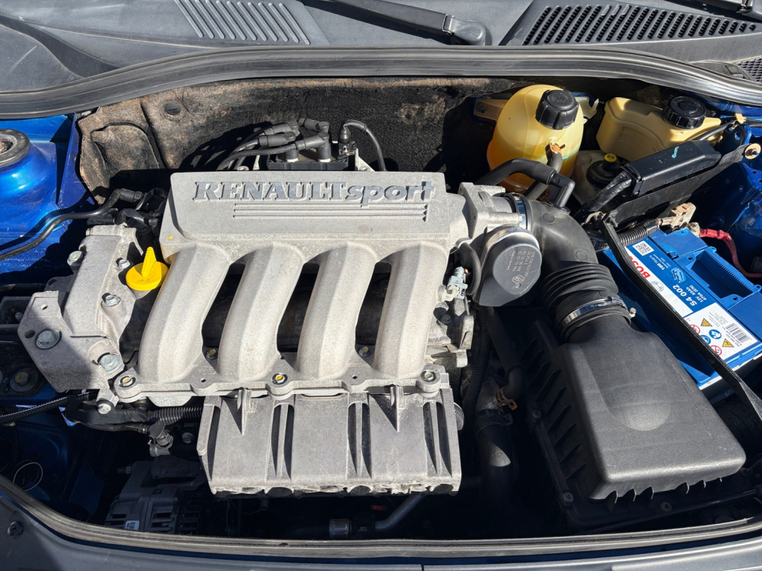 Renault Clio — 25