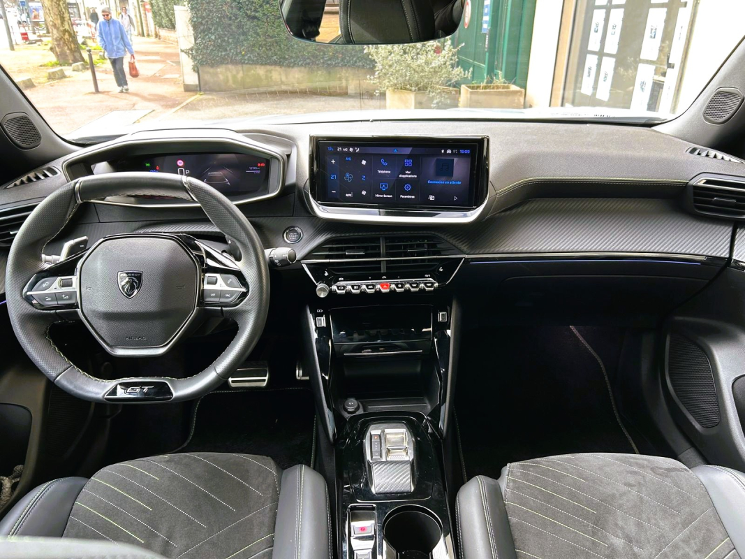 Peugeot 2008 — 9