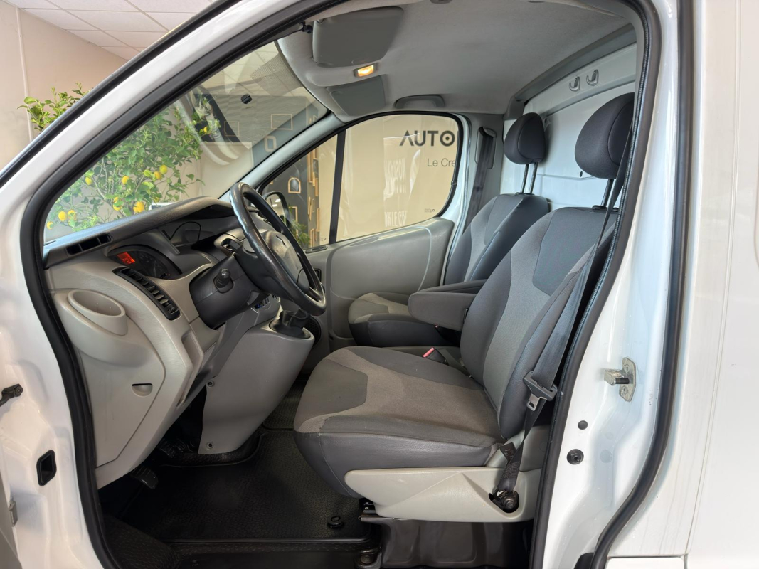 Renault Trafic — 9