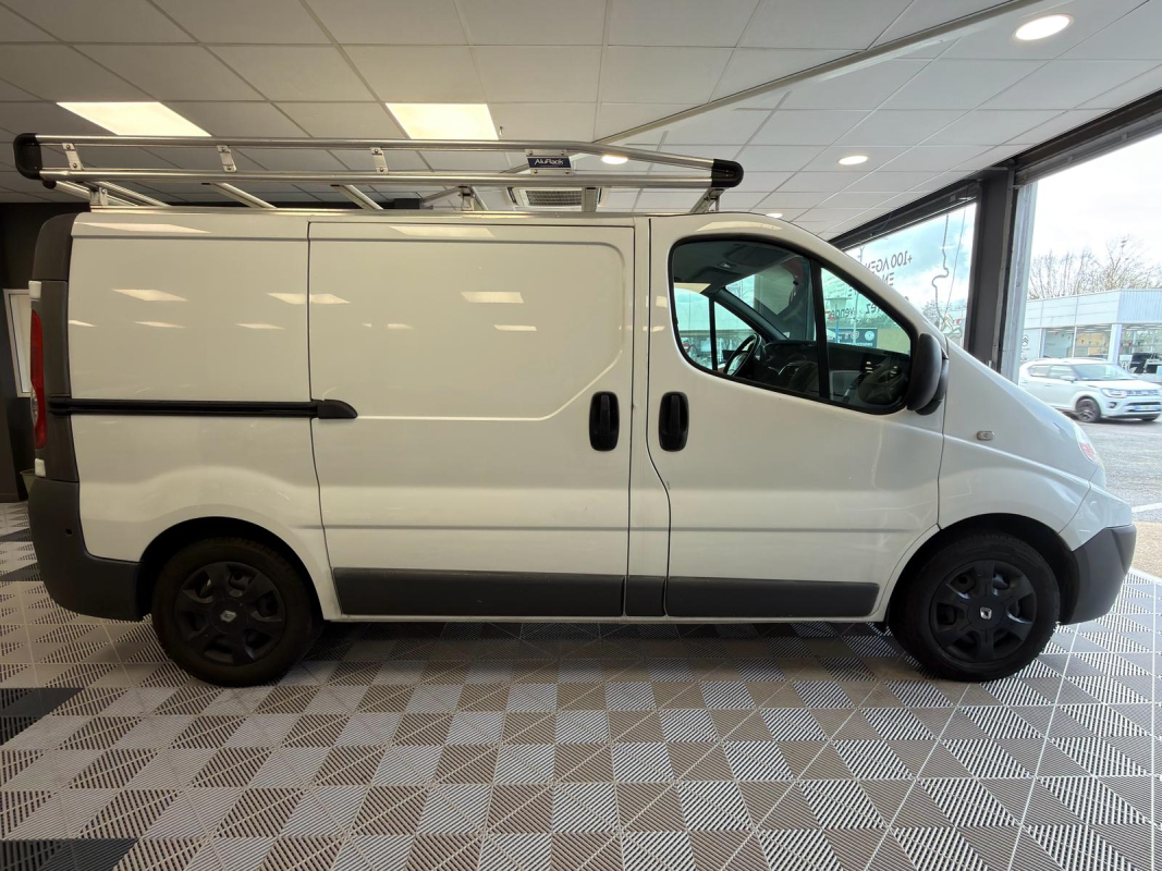 Renault Trafic — 4