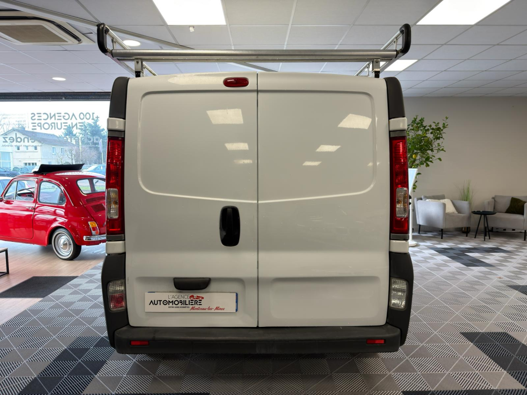 Renault Trafic — 6