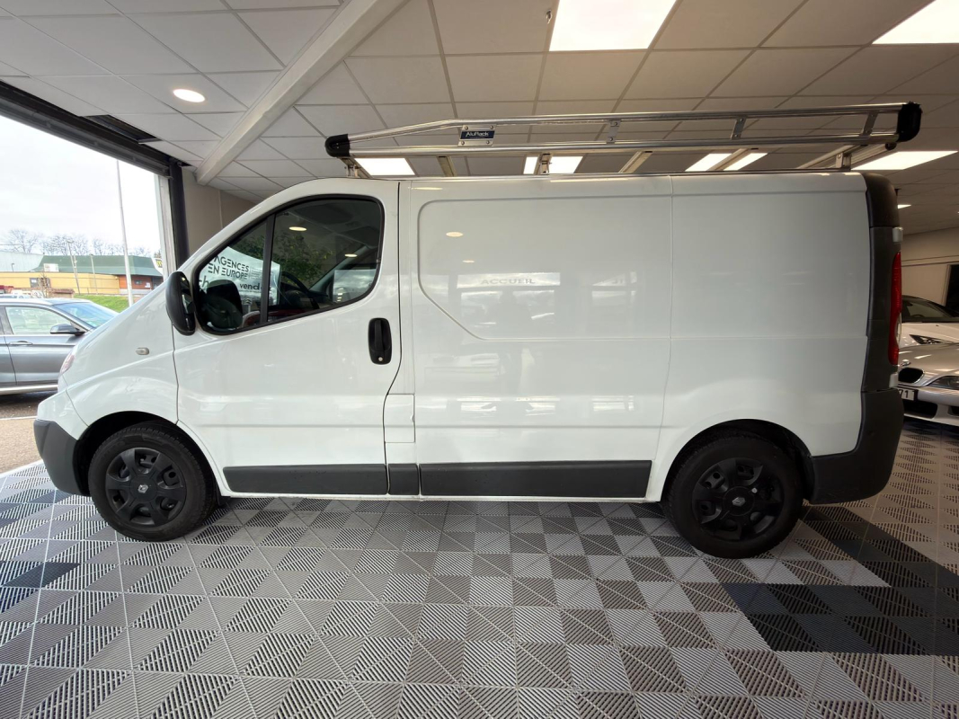 Renault Trafic — 8