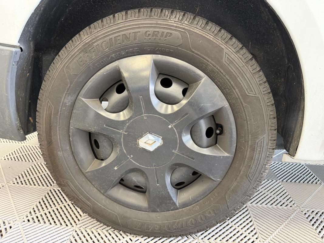 Renault Trafic — 36