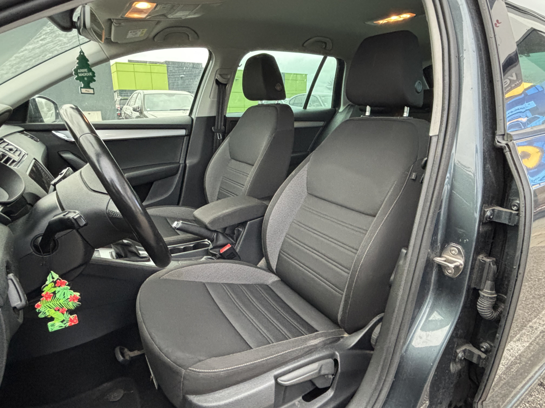 Skoda Octavia Combi — 10