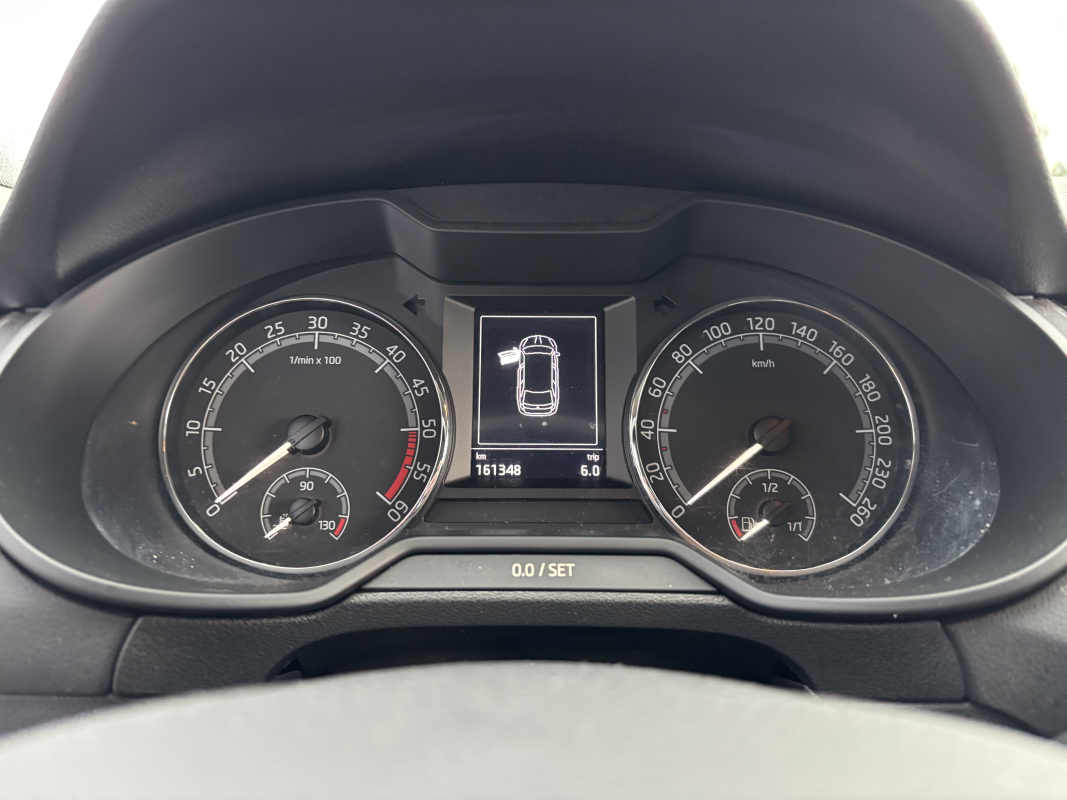 Skoda Octavia Combi — 15
