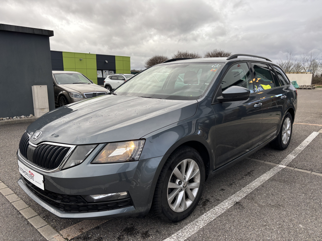 Skoda Octavia Combi — 3