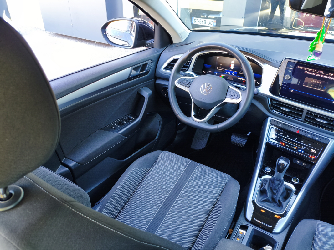 Volkswagen T-roc — 10