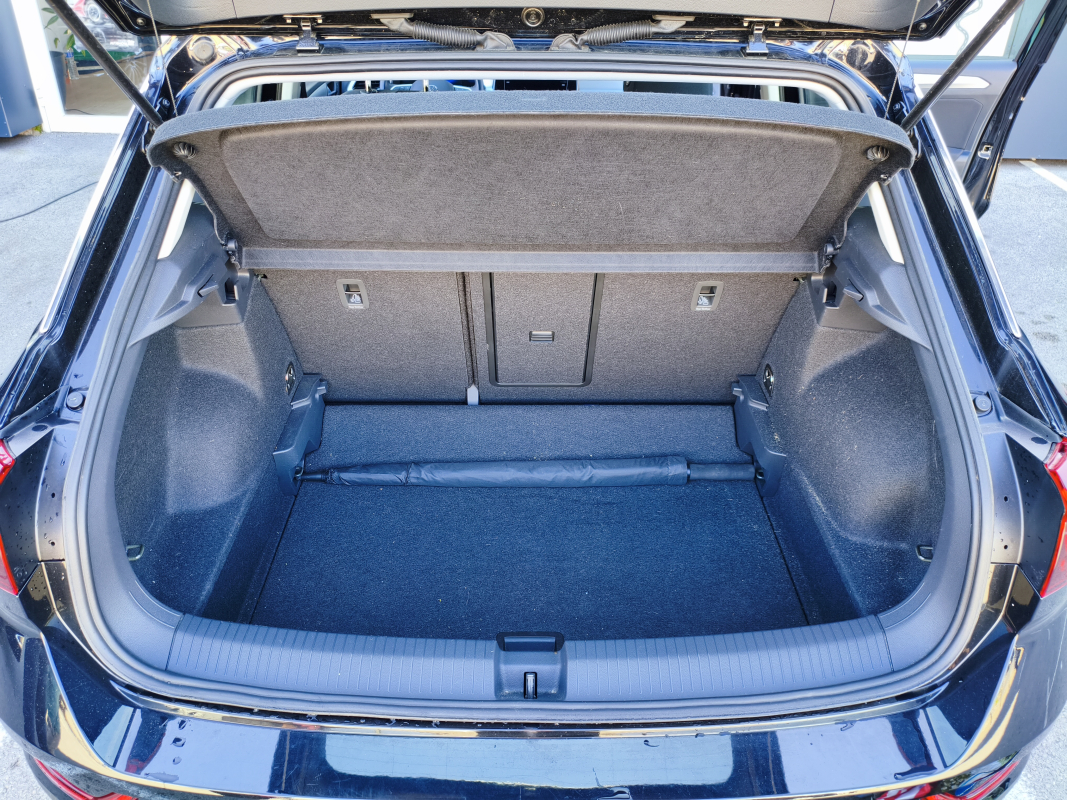 Volkswagen T-roc — 25