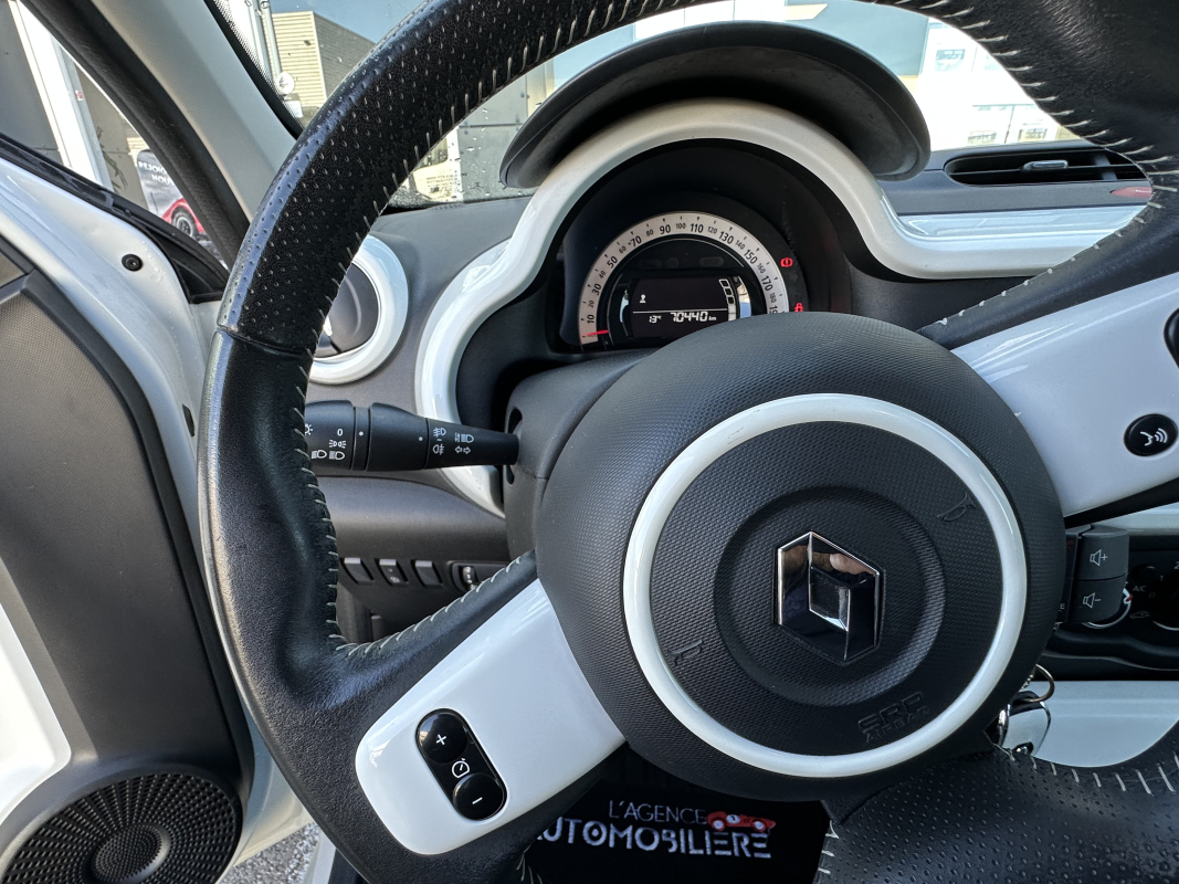 Renault Twingo — 13