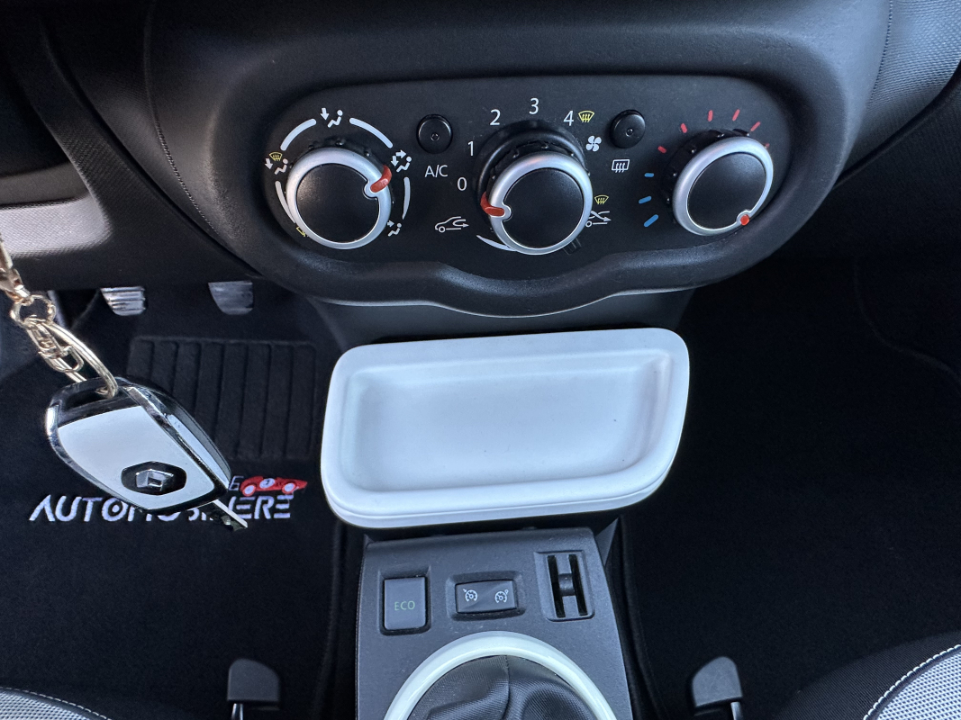 Renault Twingo — 11
