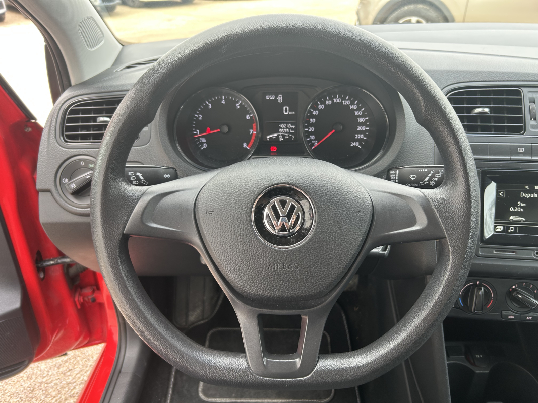 Volkswagen Polo — 15