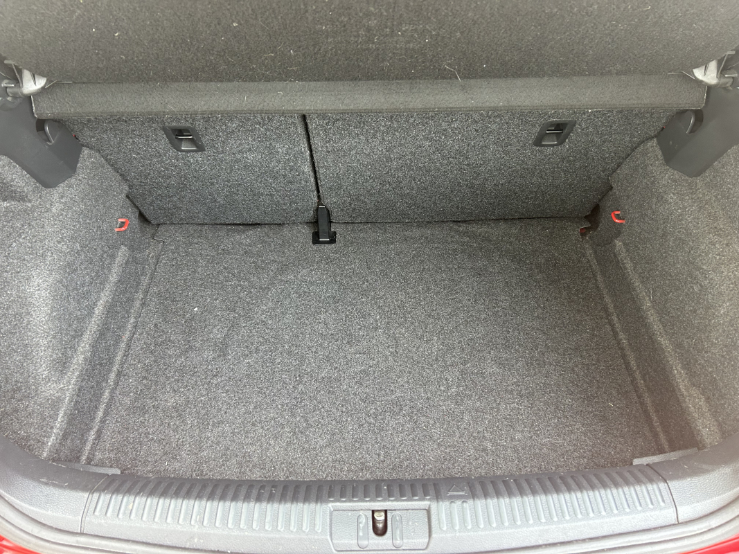 Volkswagen Polo — 10
