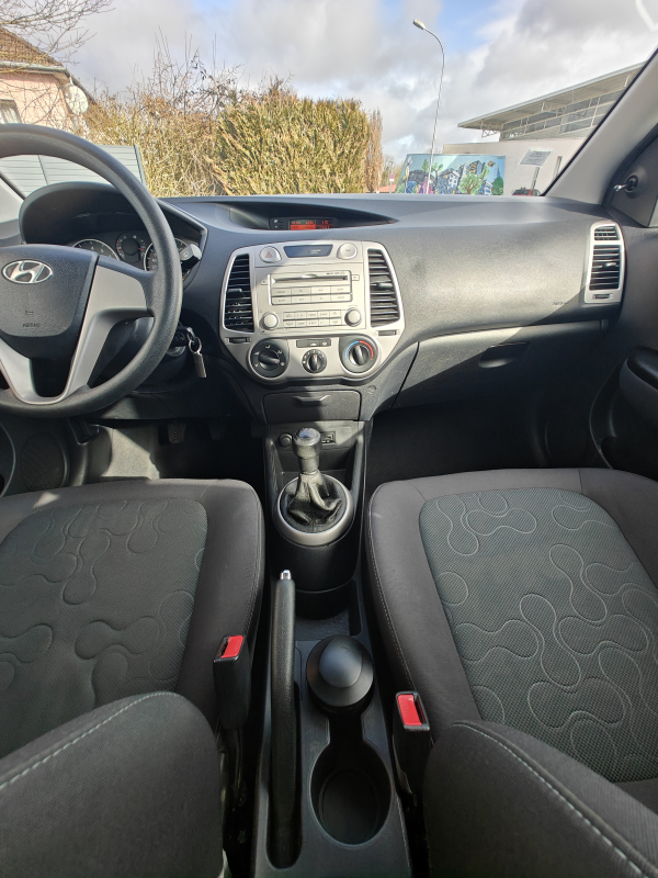 Hyundai i20 — 20