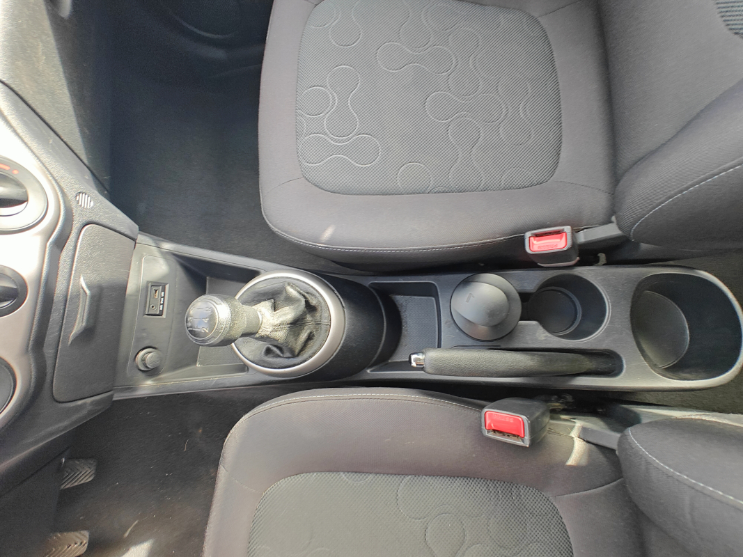 Hyundai i20 — 27
