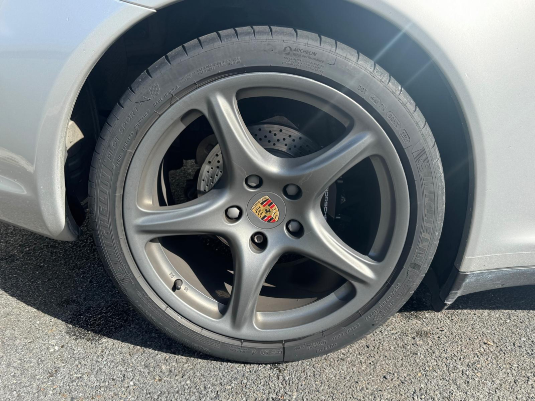 Porsche 911 — 16