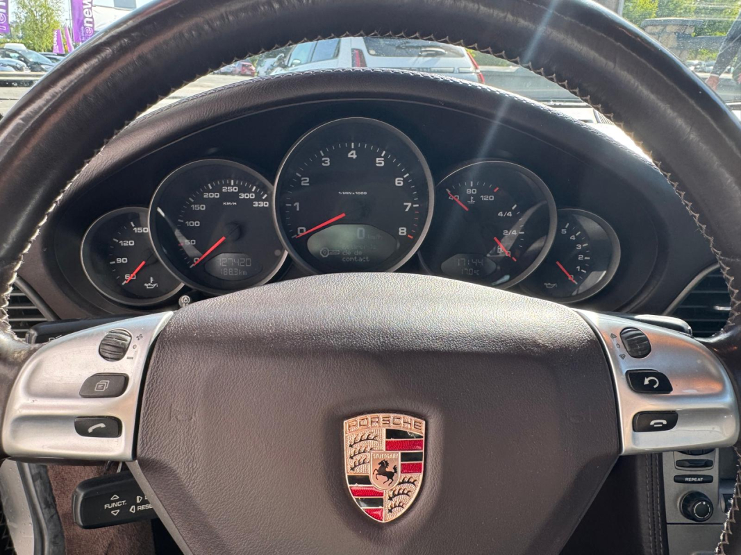 Porsche 911 — 22