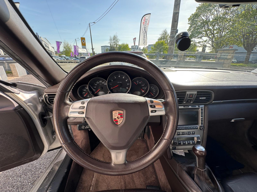 Porsche 911 — 23