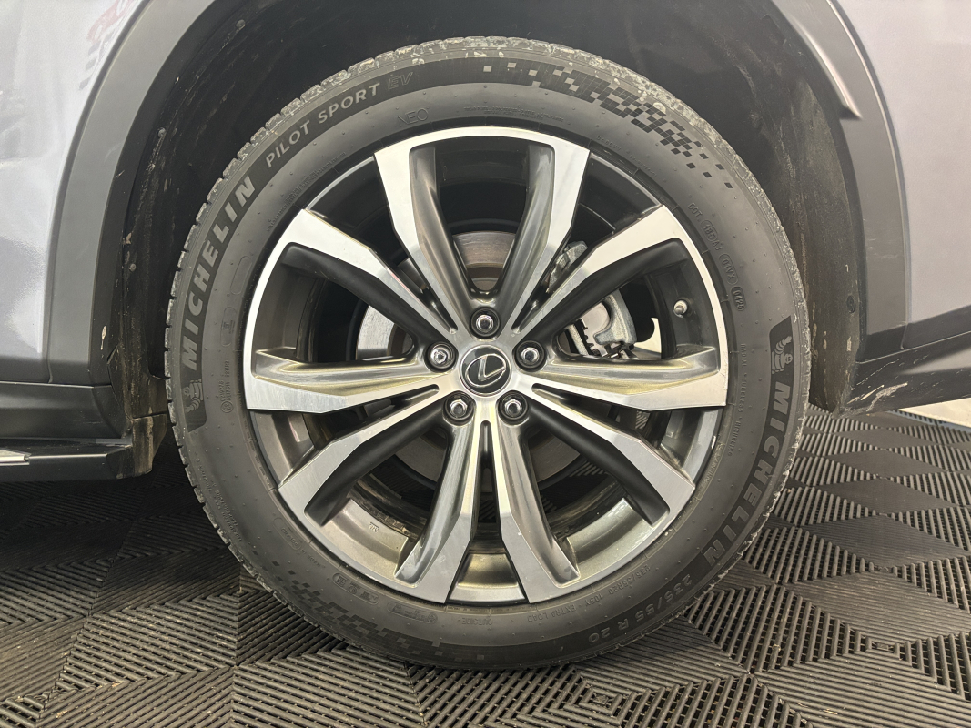 Lexus RX — 27