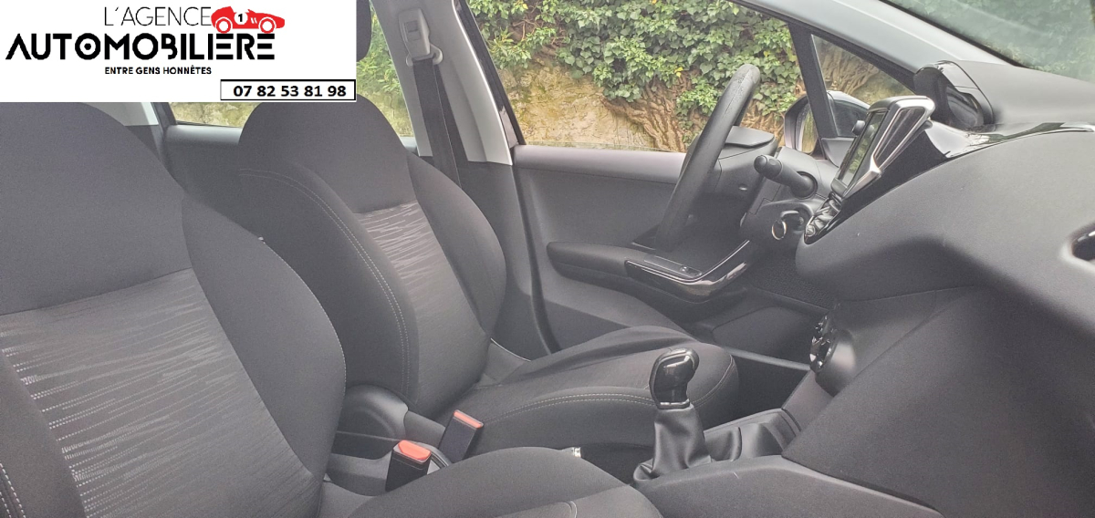 Peugeot 208 Affaire — 12