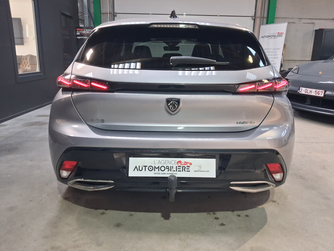 Peugeot 308 — 8