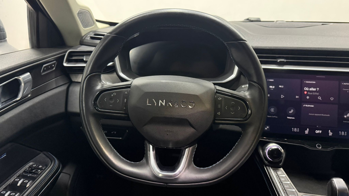 LYNK&CO 01 — 20