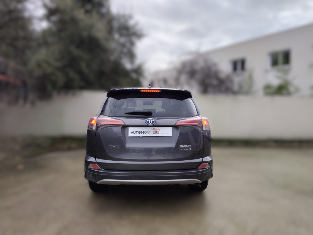 Toyota RAV4 — 4