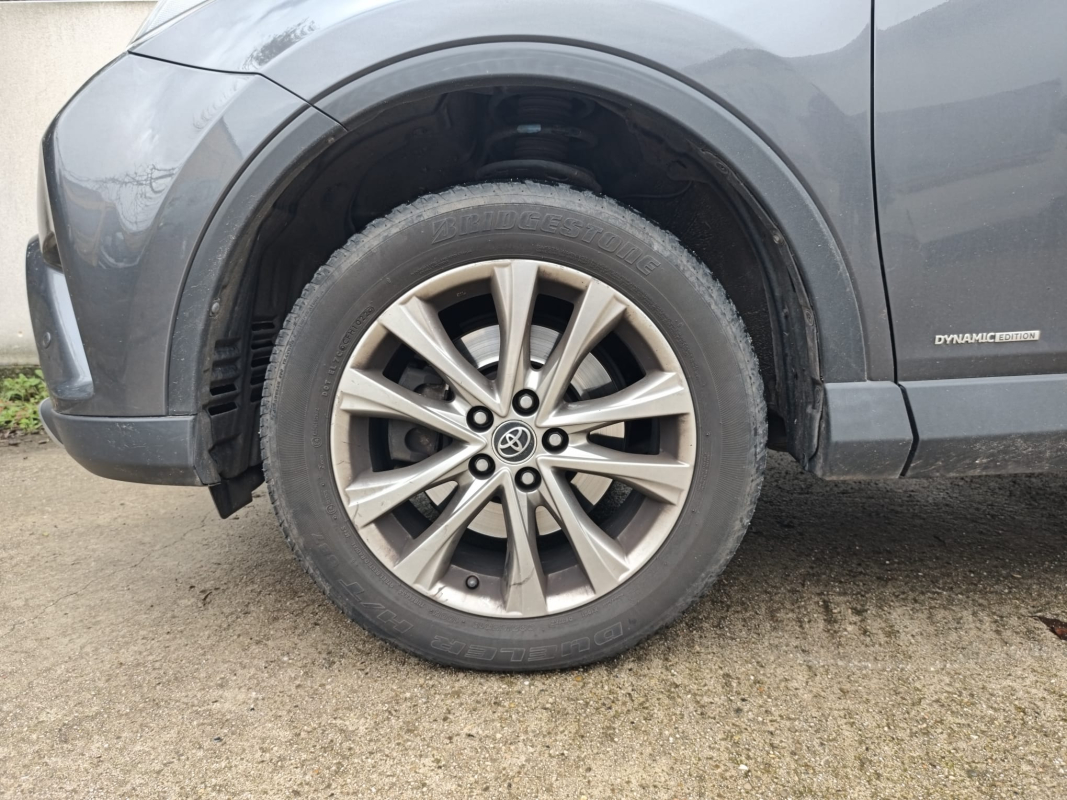 Toyota RAV4 — 25