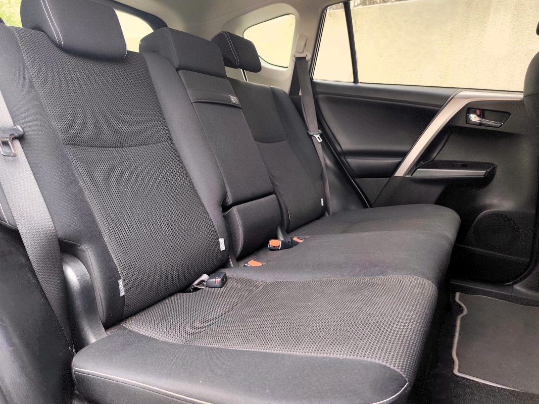 Toyota RAV4 — 19