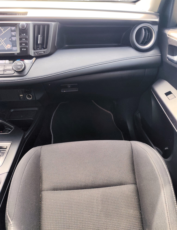 Toyota RAV4 — 16