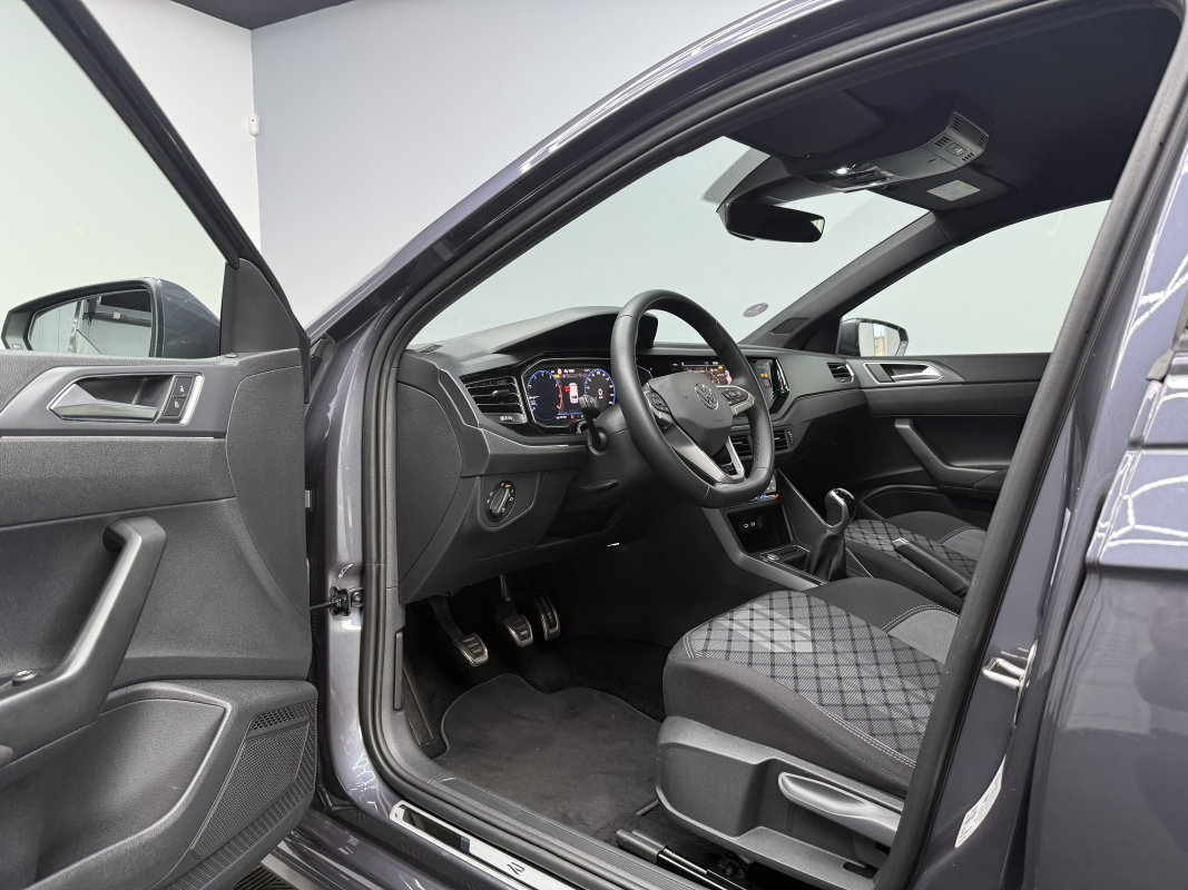 Volkswagen Polo — 11